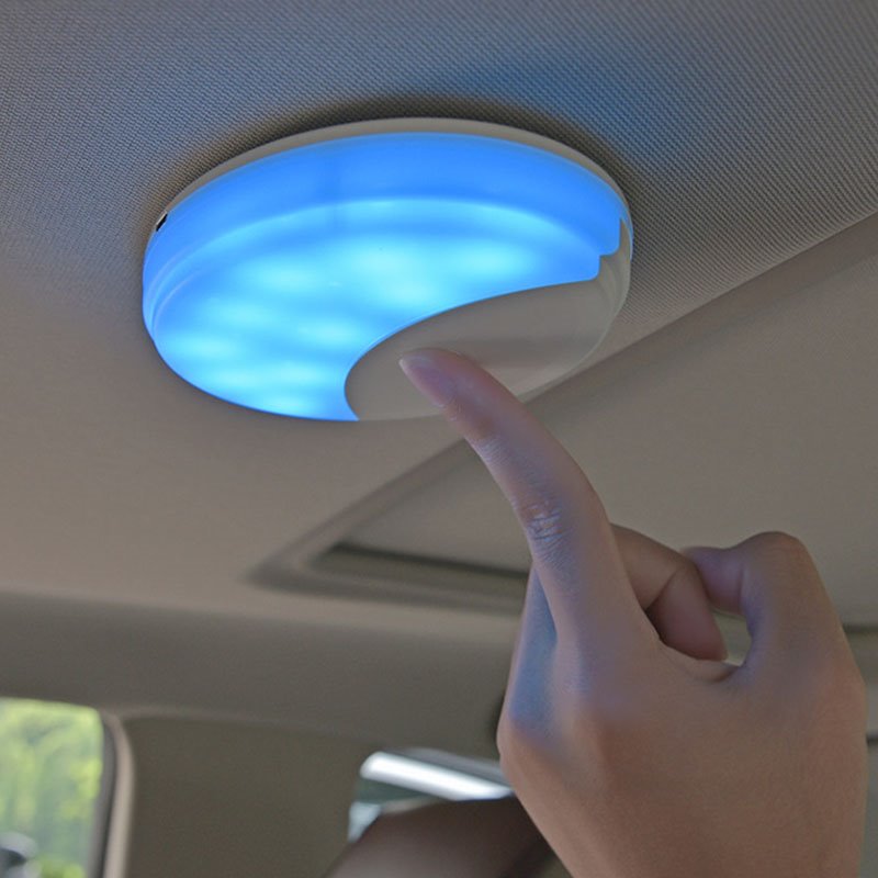 Die vorderen und hinteren Leseleuchten des Autos wurden mit kleinen LED-Nachtlichtern für den Innenbereich ausgestattet, hintere Kastenleuchten, Decken-LED-Li